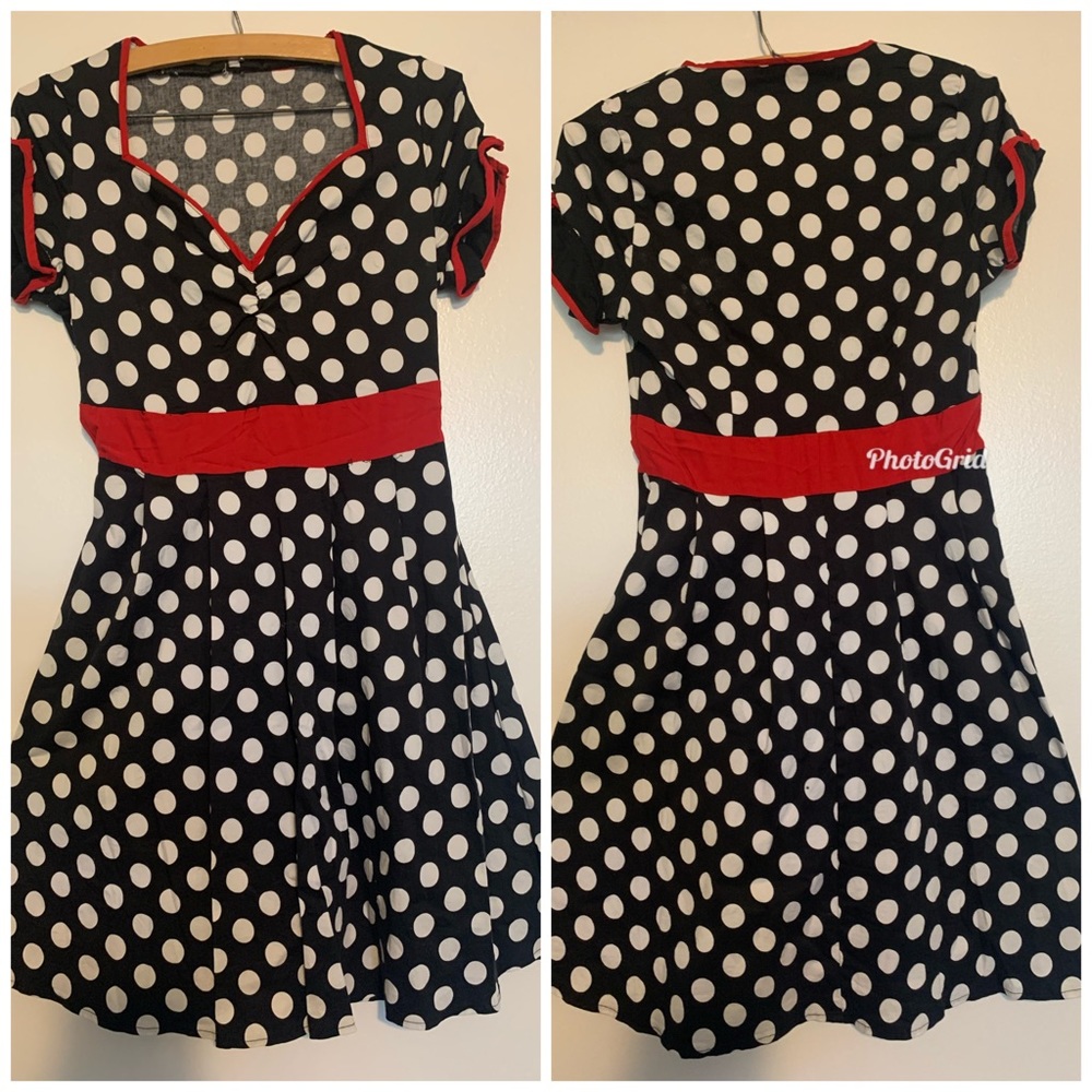 Rockabilly black and white polkadot dress